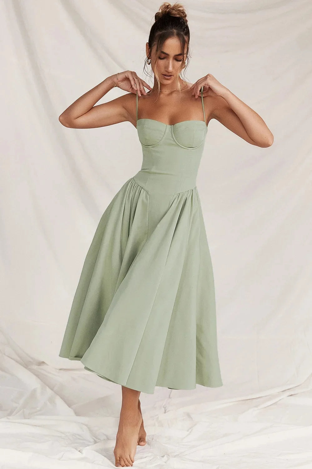 Eimear | Women Elegant Sleeveless Midi Dress