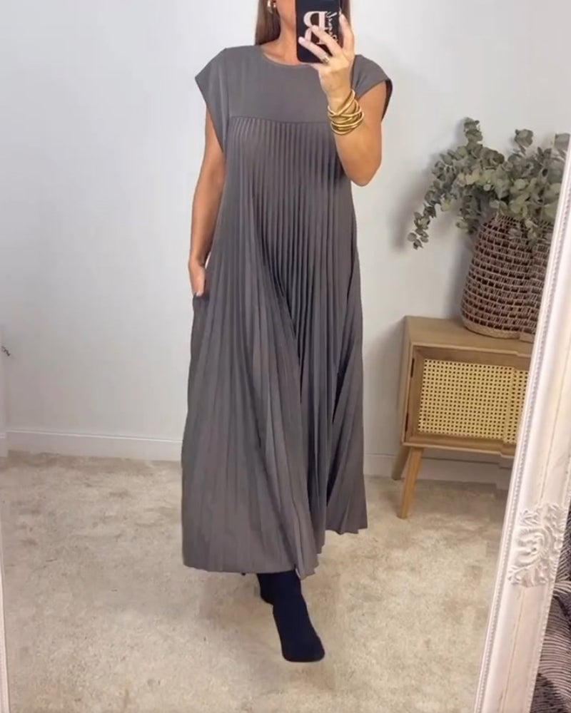 Julia | Women's Elegant Pleated Maxi Dress