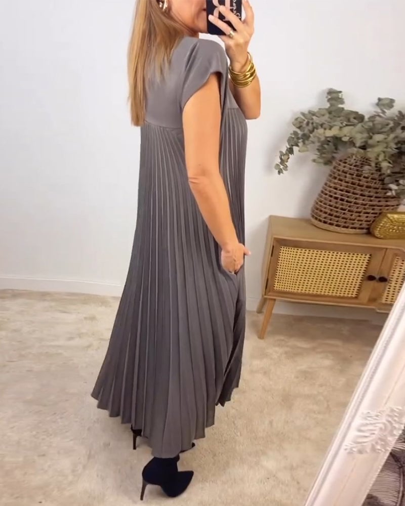 Julia | Women's Elegant Pleated Maxi Dress