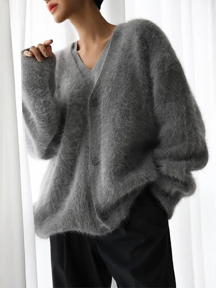 Scottie | Women’s V-Neck Oversized Cardigan