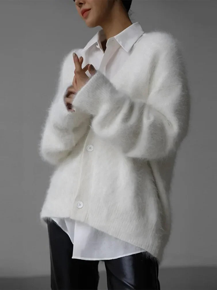Scottie | Women’s V-Neck Oversized Cardigan