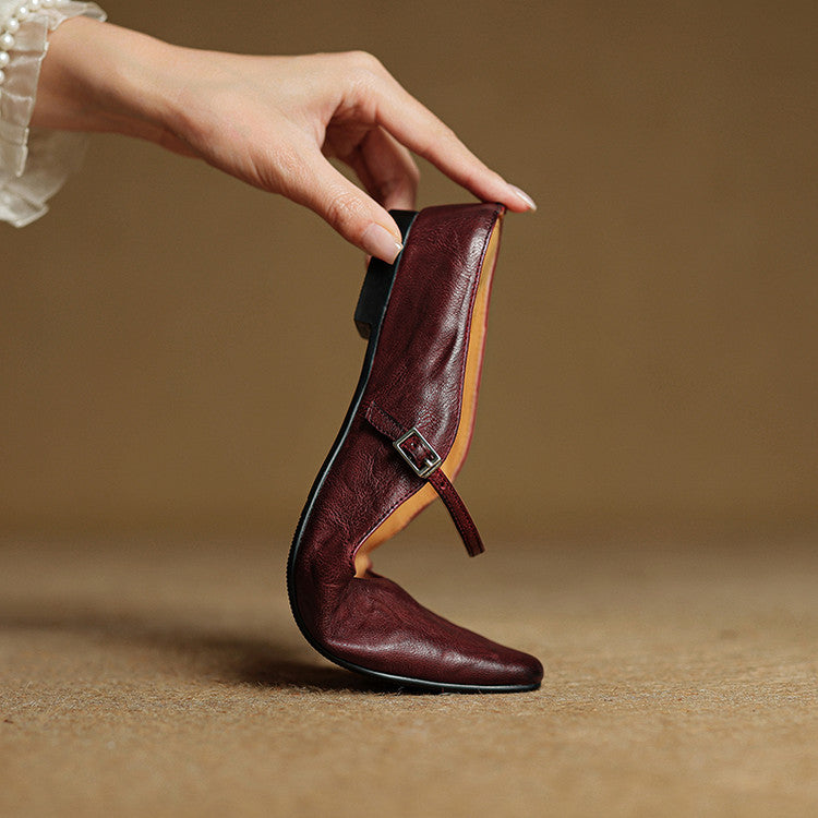 Elara | Women Classic Closed Toe Slip-On Clogs