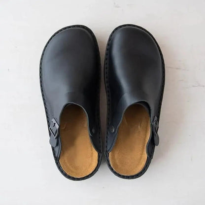 Poppy | Women Classic Closed Toe Clogs