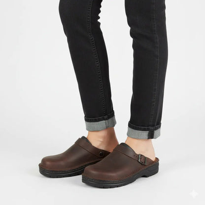 Poppy | Women Classic Closed Toe Clogs