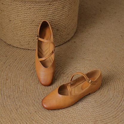 Ide | Women's Classic Leather Closed-Toe Flats