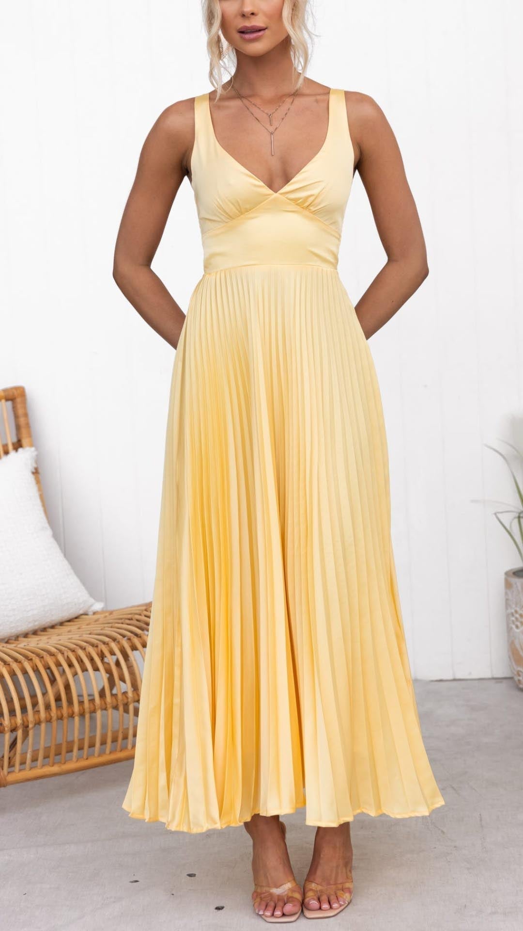 Vivienne | Women’s Summer Pleated Maxi Dress
