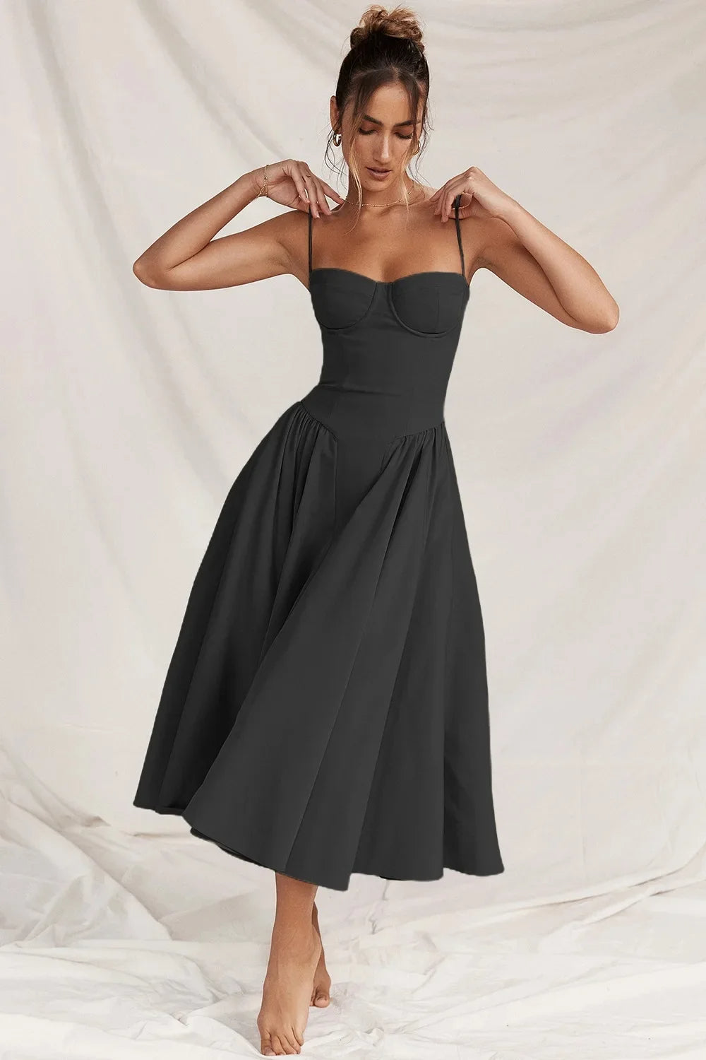Eimear | Women Elegant Sleeveless Midi Dress
